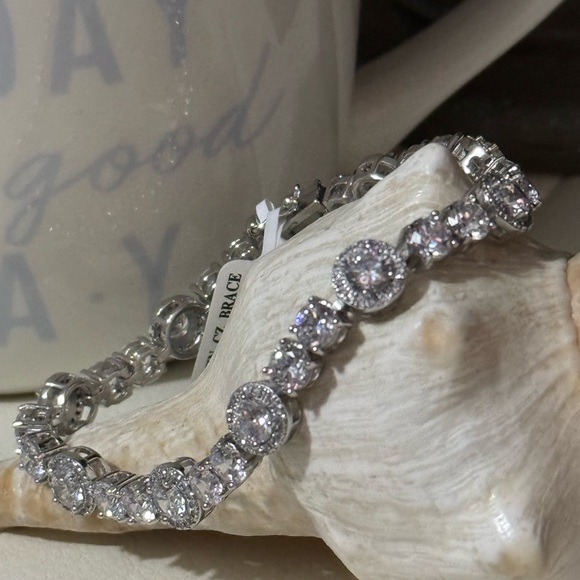 New With Tags/Box CZ Bracelet-7.25 in-Sterling Silver-15.31 Carat Equivalent- - Picture 15 of 17